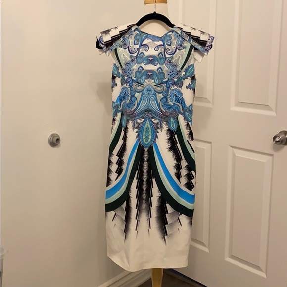 Evening dress with rhinestones - Picture 4 of 8